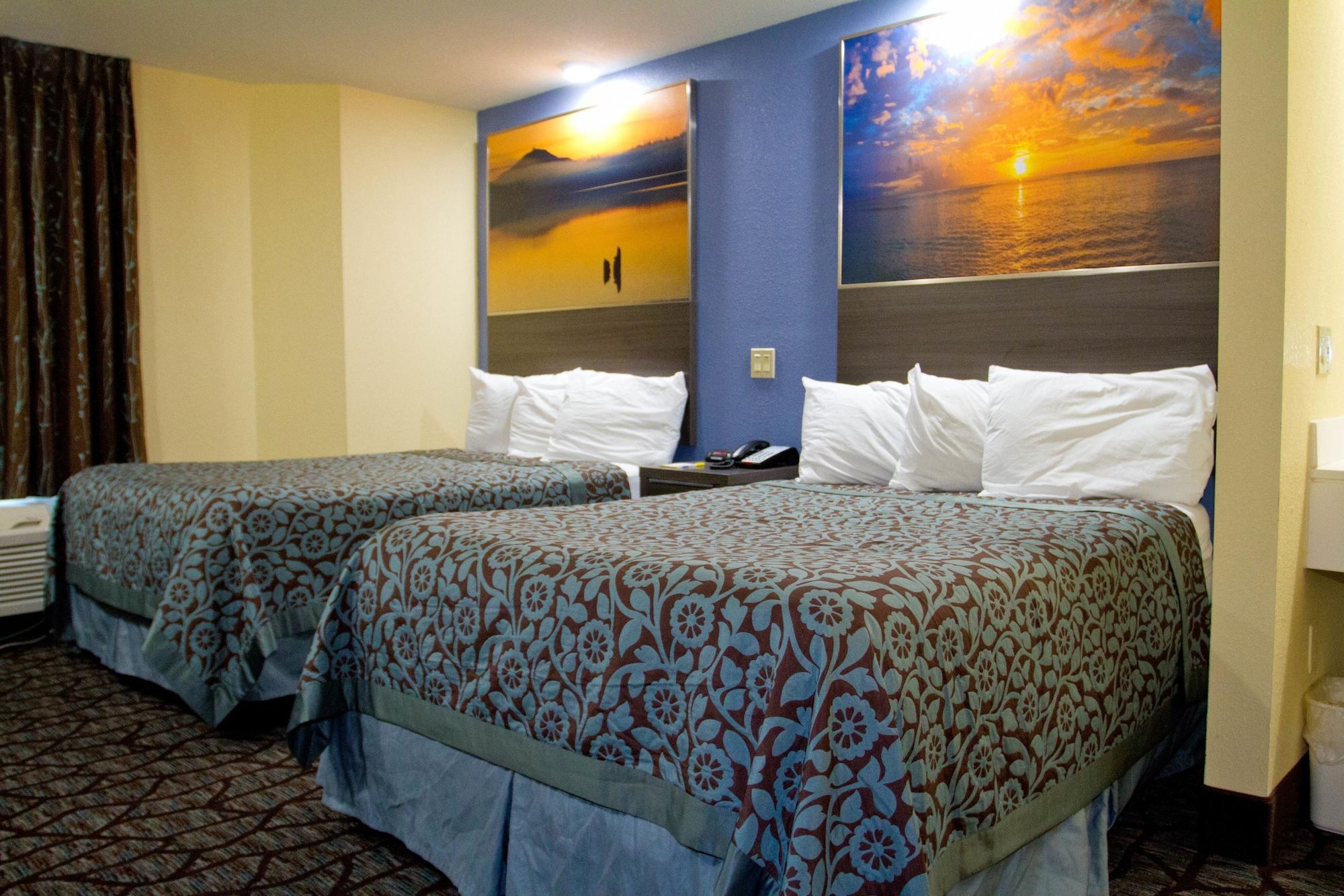 Days Inn By Wyndham Blue Springs Buitenkant foto