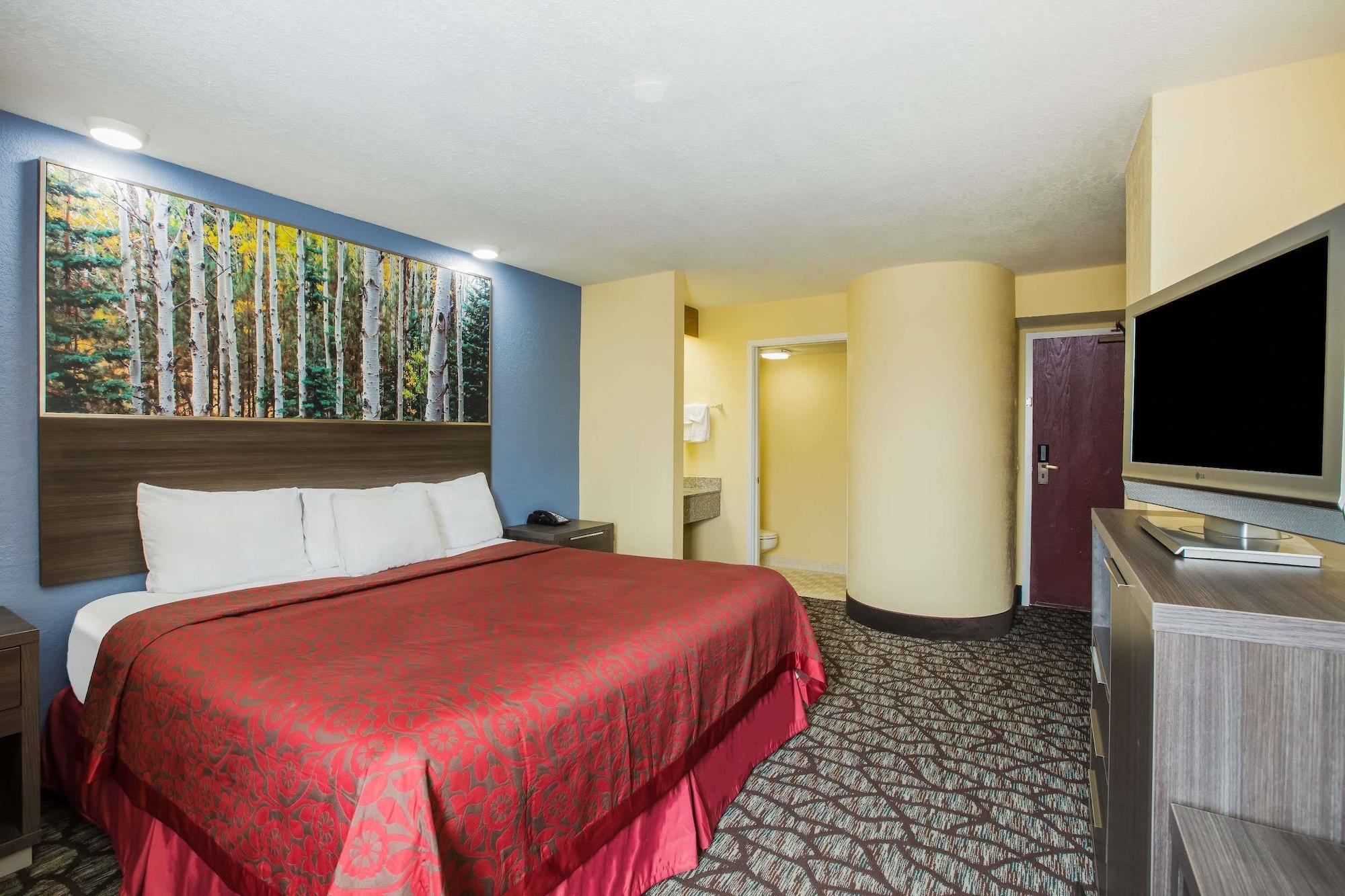 Days Inn By Wyndham Blue Springs Buitenkant foto