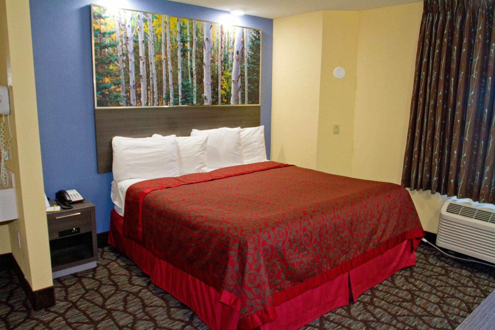 Days Inn By Wyndham Blue Springs Buitenkant foto